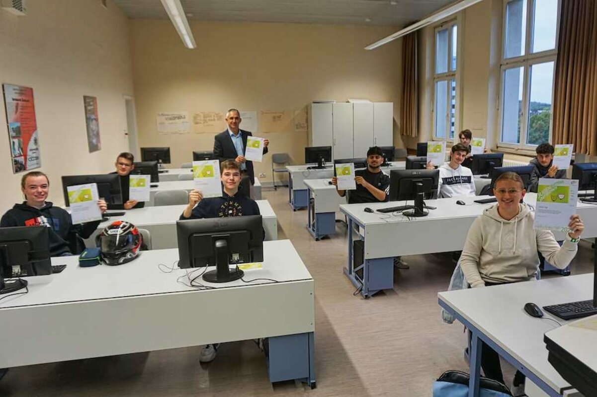 Informatik Schüler am Albert Einstein Gymnasium auf Erfolgskurs